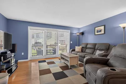 32 Bartemus Trail, Nashua, NH 03063 - Photo 13