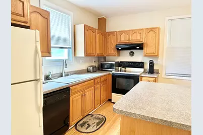 132 Rhode Island Avenue, Manchester, NH 03104 - Photo 7