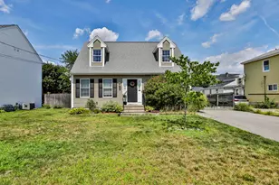 5 Acton St, Nashua, NH 03060 - Photo 1