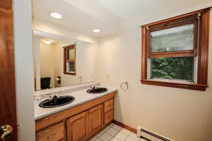 8 Raelynn Dr, Derry, NH 03038 - Photo 15