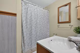 61 Stacey Cir, Windham, NH 03087 - Photo 27