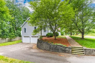 24 Sunset Dr, Dover, NH 03820 - Photo 3
