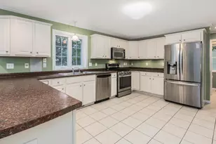24 Sunset Dr, Dover, NH 03820 - Photo 11