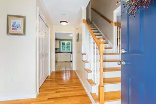 24 Sunset Dr, Dover, NH 03820 - Photo 5