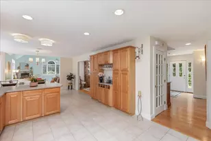 1049 Bridge St, Pelham, NH 03076 - Photo 17