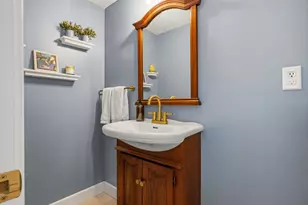 37 Washington St, Exeter, NH 03833 - Photo 19