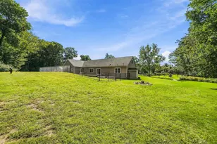 5 Chase Rd, Londonderry, NH 03053 - Photo 9
