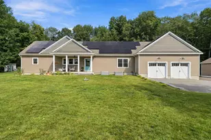 5 Chase Rd, Londonderry, NH 03053 - Photo 5