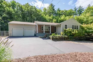 22 Roblin Rd, Bedford, NH 03110 - Photo 1