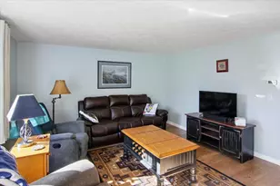 26 Eastmeadow Way, Manchester, NH 03109 - Photo 3