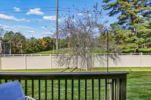 26 Eastmeadow Way, Manchester, NH 03109 - Photo 21