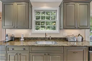 199 Middle Rd, Portsmouth, NH 03801 - Photo 19