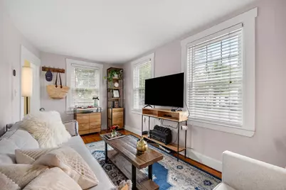 93 Saratoga Way, Portsmouth, NH 03801 - Photo 5