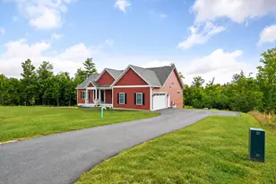 431 Grady Ln, Pembroke, NH 03275 - Photo 3