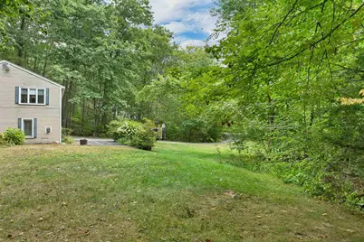 15 Abenaukee Drive, Wolfeboro, NH 03894 - Photo 9