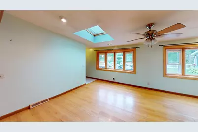 36 Vaillancourt Drive, New Ipswich, NH 03071 - Photo 3