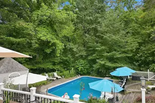 9 Rosewell Rd, Bedford, NH 03110 - Photo 23