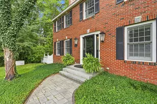 9 Rosewell Rd, Bedford, NH 03110 - Photo 5