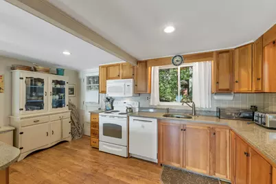 32 Treasure Island, Alton, NH 03810 - Photo 13