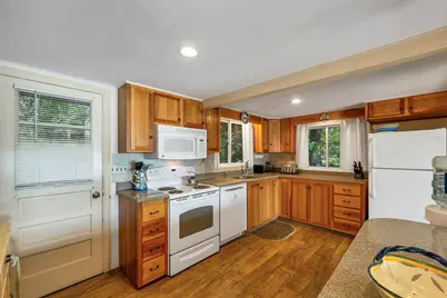 32 Treasure Island, Alton, NH 03810 - Photo 11