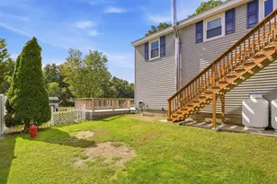 10 Lilac St, Hudson, NH 03051 - Photo 41