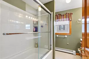 10 Lilac St, Hudson, NH 03051 - Photo 17