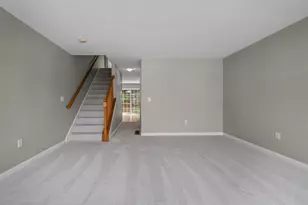 9 Tammy Ct, Hudson, NH 03051 - Photo 13
