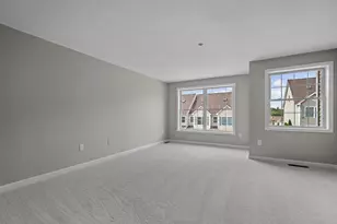 9 Tammy Ct, Hudson, NH 03051 - Photo 11
