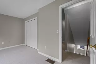 9 Tammy Ct, Hudson, NH 03051 - Photo 15