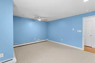 121 English Village Rd, Manchester, NH 03102 - Photo 19
