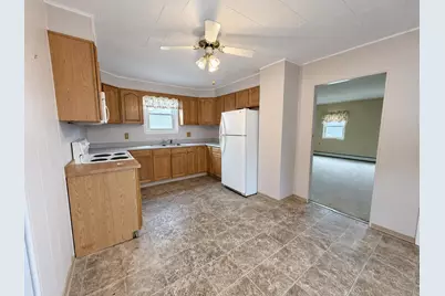 867 4th Avenue, Berlin, NH 03570 - Photo 3