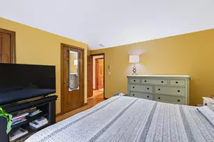 2 Quincy Dr, Derry, NH 03038 - Photo 17