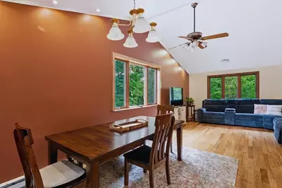 2 Quincy Drive, Derry, NH 03038 - Photo 7