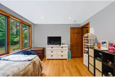 2 Quincy Drive, Derry, NH 03038 - Photo 15
