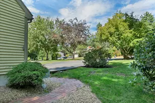 7 Virginia Ct, Hooksett, NH 03106 - Photo 7