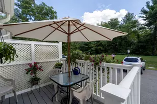 5 Olde Country Village Rd, Londonderry, NH 03053 - Photo 3