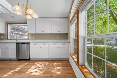 17 Heritage Way, Manchester, NH 03104 - Photo 9