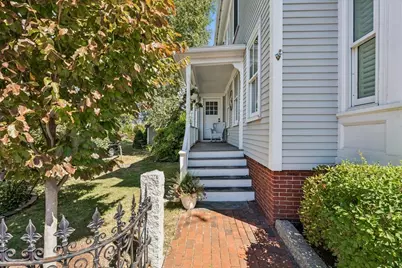 65 Rogers Street, Portsmouth, NH 03801 - Photo 11