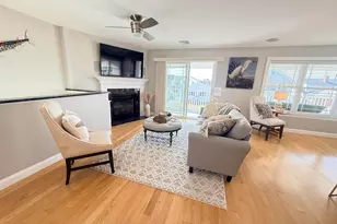 562 Nashua St, Seabrook, NH 03874 - Photo 11