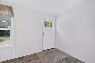 9 Loring Ave, Farmington, NH 03835 - Photo 5