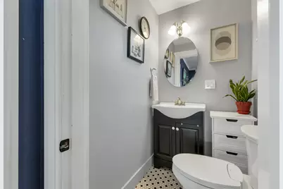 289 Pleasant Street, Concord, NH 03301 - Photo 17