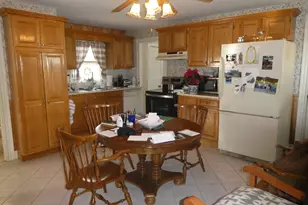 364 Manchester St, Manchester, NH 03103 - Photo 9