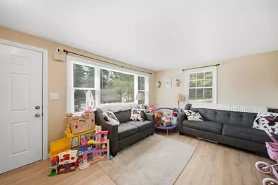 37-39 Intervale Street, Nashua, NH 03064 - Photo 9