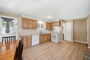 37-39 Intervale St, Nashua, NH 03064 - Photo 11
