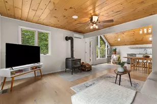 799 Craney Hill Rd, Henniker, NH 03242 - Photo 17