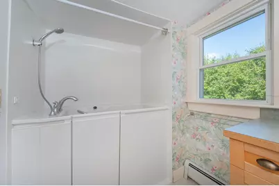 557 Main Street, Claremont, NH 03743 - Photo 31