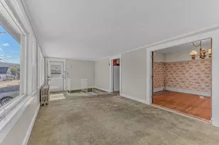 105 Pleasant St, Littleton, NH 03561 - Photo 3