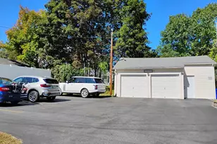 18 Mast Rd, Manchester, NH 03102 - Photo 15