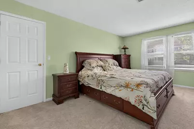 690 S Porter Street #17, Manchester, NH 03103 - Photo 17