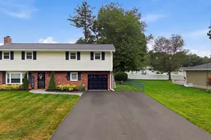 17 Juniper Rd, Salem, NH 03079 - Photo 43